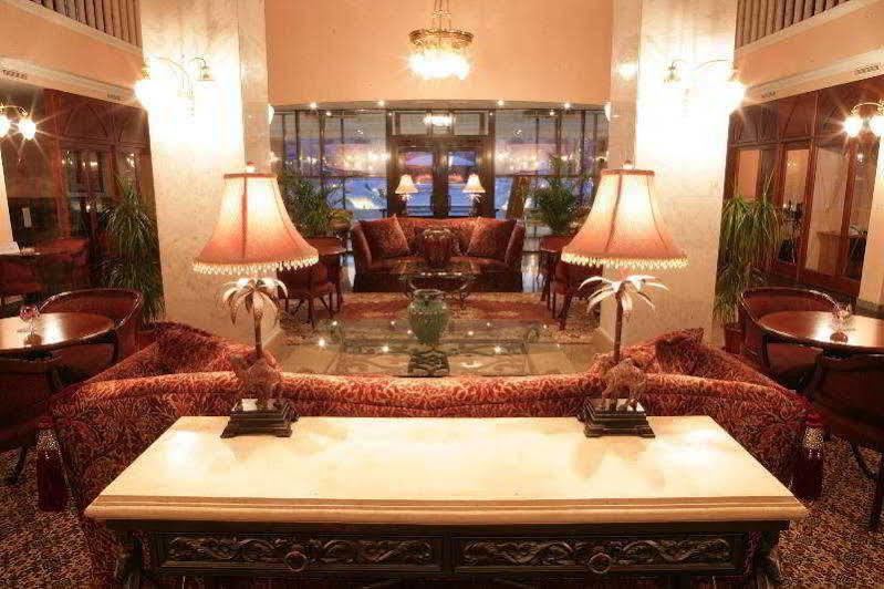 Atyrau Dastan Hotel Exteriör bild